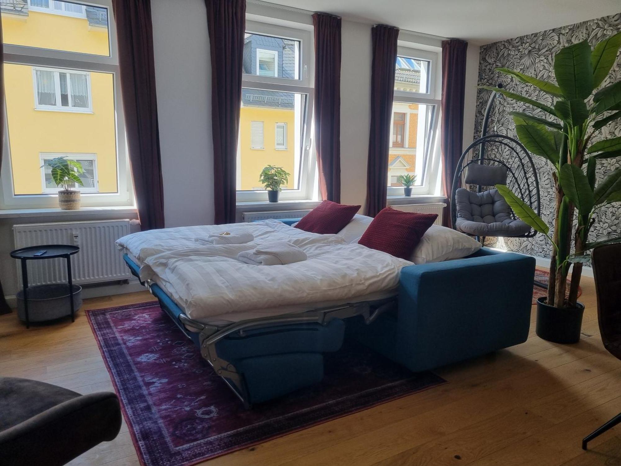 Maremar - Style-Loft Am Ferberturm - 2 Schlafzimmer - Luxus Boxspringbett - Arbeitsplaetze - Highspeed Wlan Gera Kültér fotó