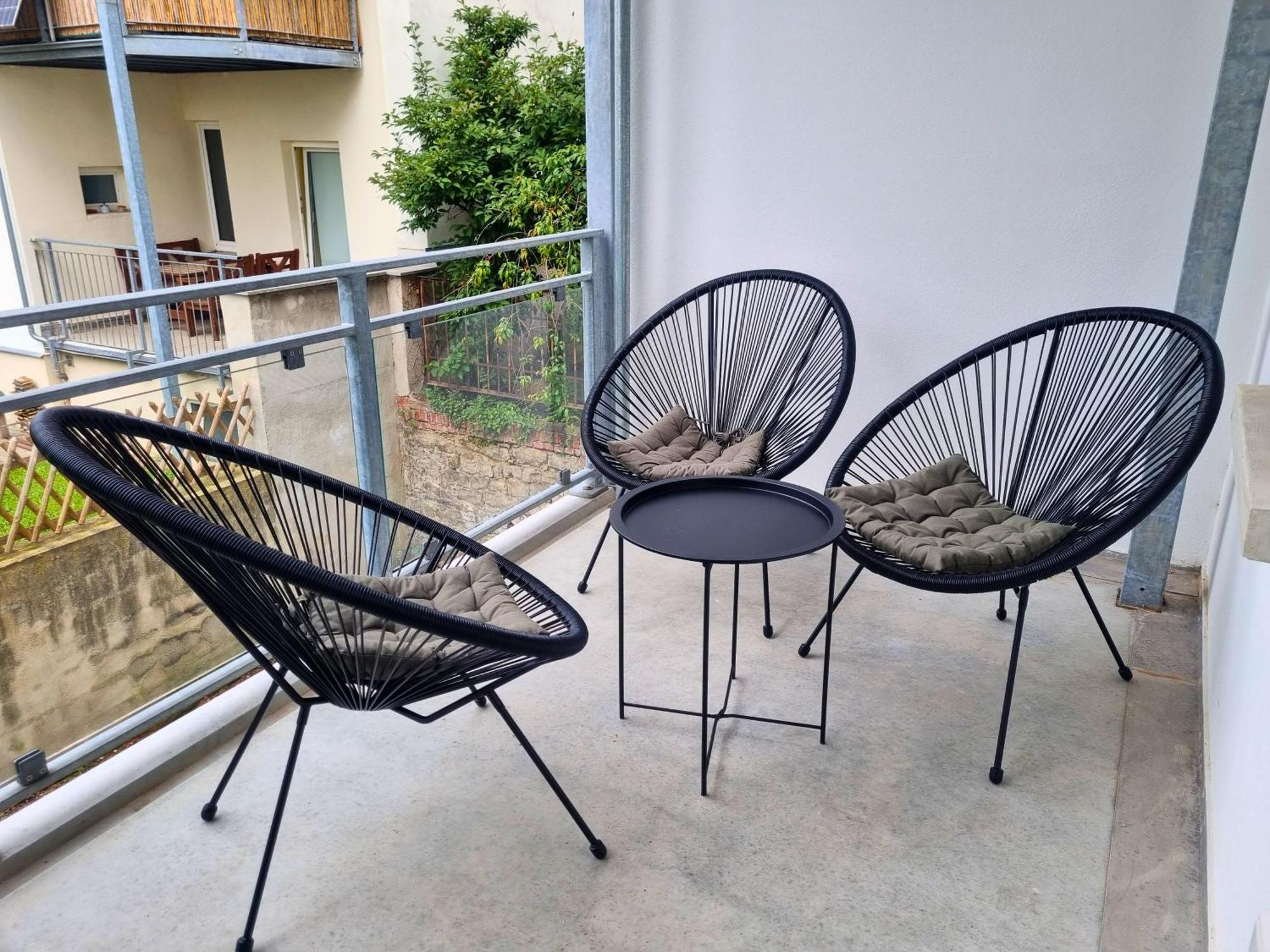 Maremar - Style-Loft Am Ferberturm - 2 Schlafzimmer - Luxus Boxspringbett - Arbeitsplaetze - Highspeed Wlan Gera Kültér fotó